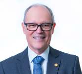 Foto do Dr. Márcio Pizzato, presidente do Conselho de Administração da Unimed Porto Alegre.